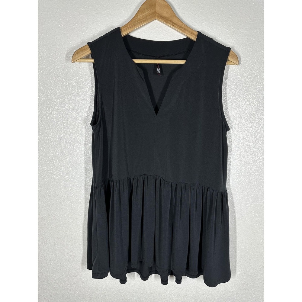 JW Style Shirt Womens Small Black Sleeveless V-Neck Peplum Hem Blouse Flowy‎